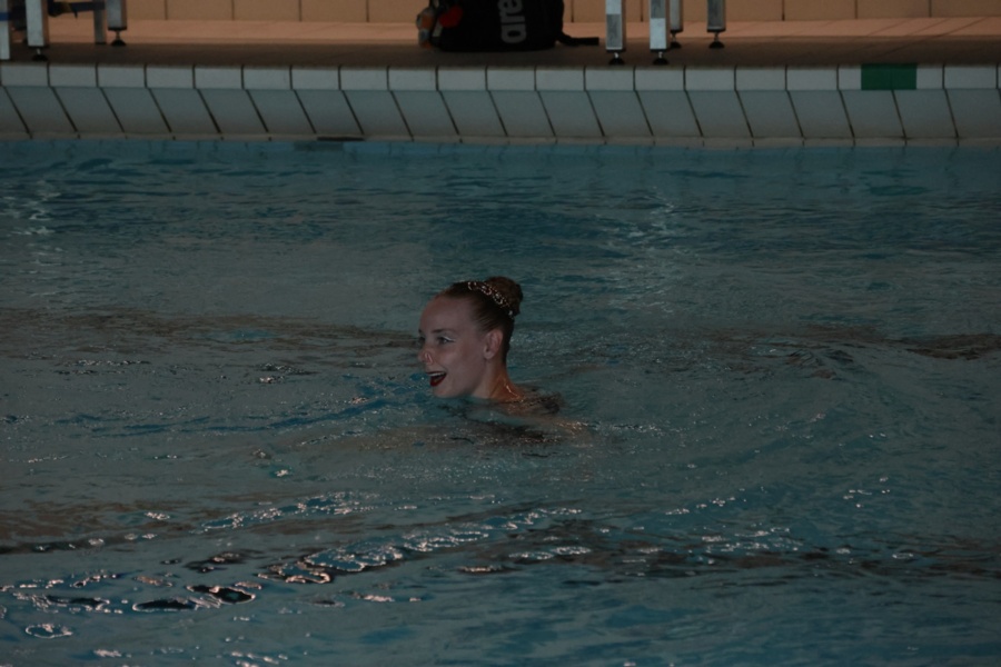Artistic Swimming: Erfolgreiche Schweizer Mastermeisterschaften in Basel